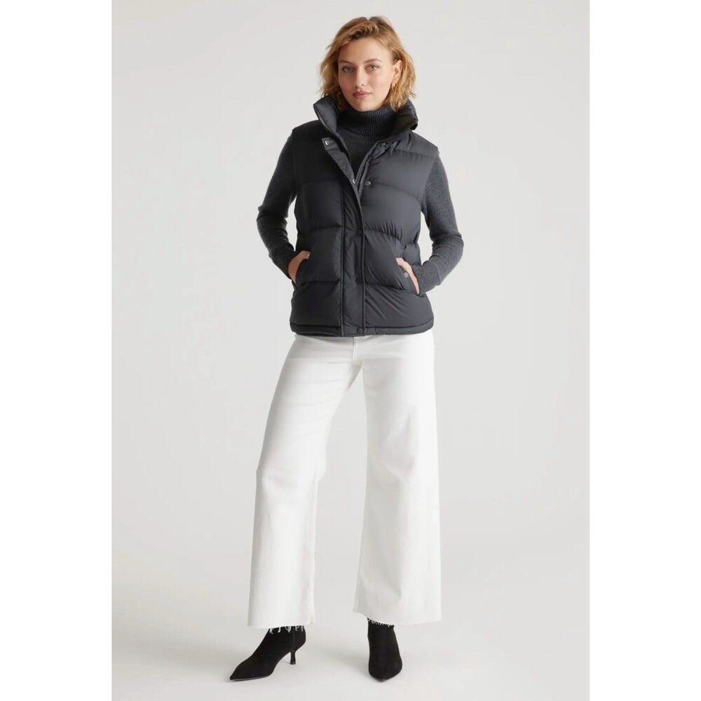 Quince Women's Responsible Down Puffer Vest Black Medium No Hood